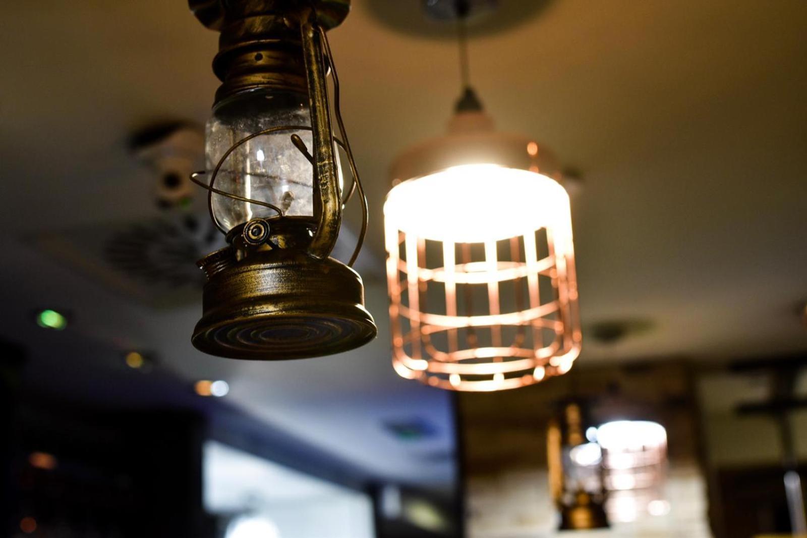 The Bluebell Hotel Neath Eksteriør bilde