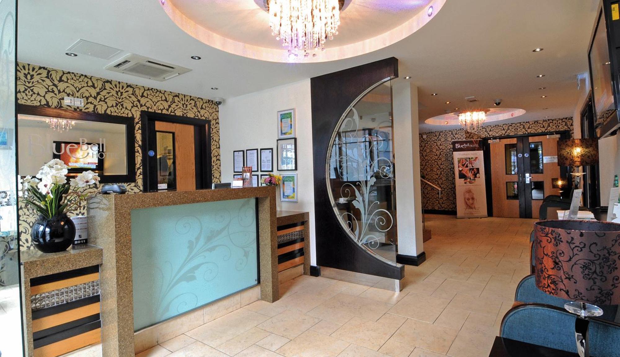 The Bluebell Hotel Neath Eksteriør bilde
