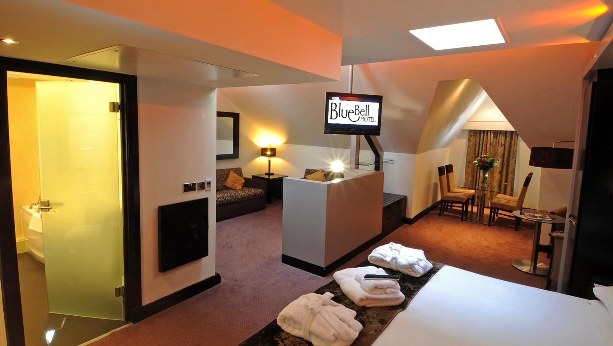 The Bluebell Hotel Neath Eksteriør bilde